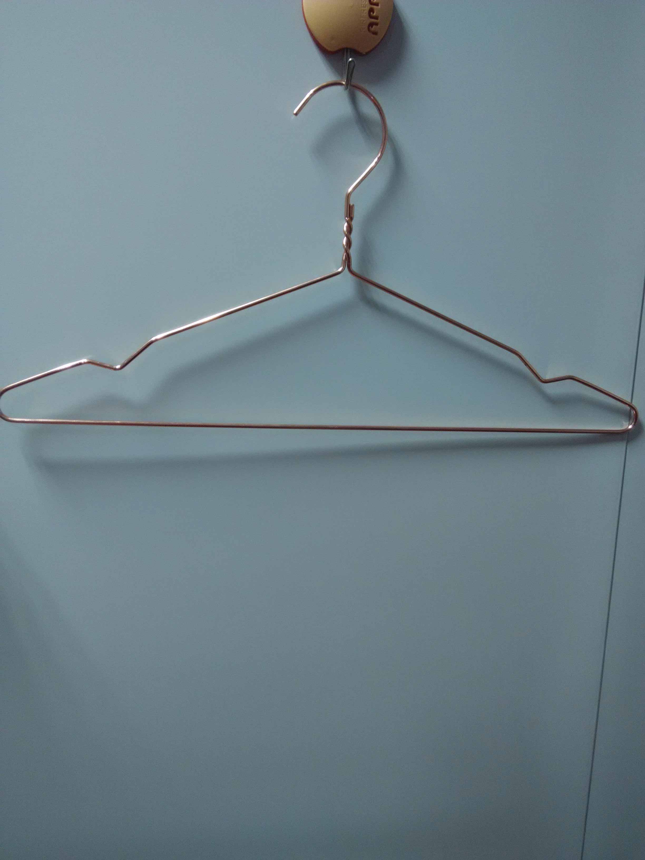 鍍鋅線、鋁線衣架成型