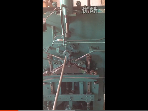 數(shù)控全自動(dòng)裙裝衣架成型機(jī) 